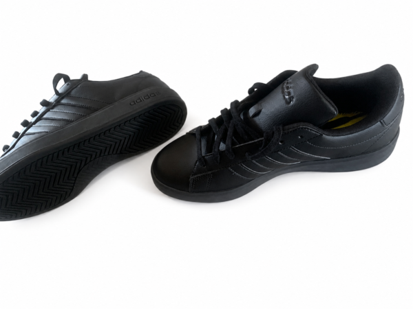 Adidas Grand Court 3.0 Shoes - All Black - Like New